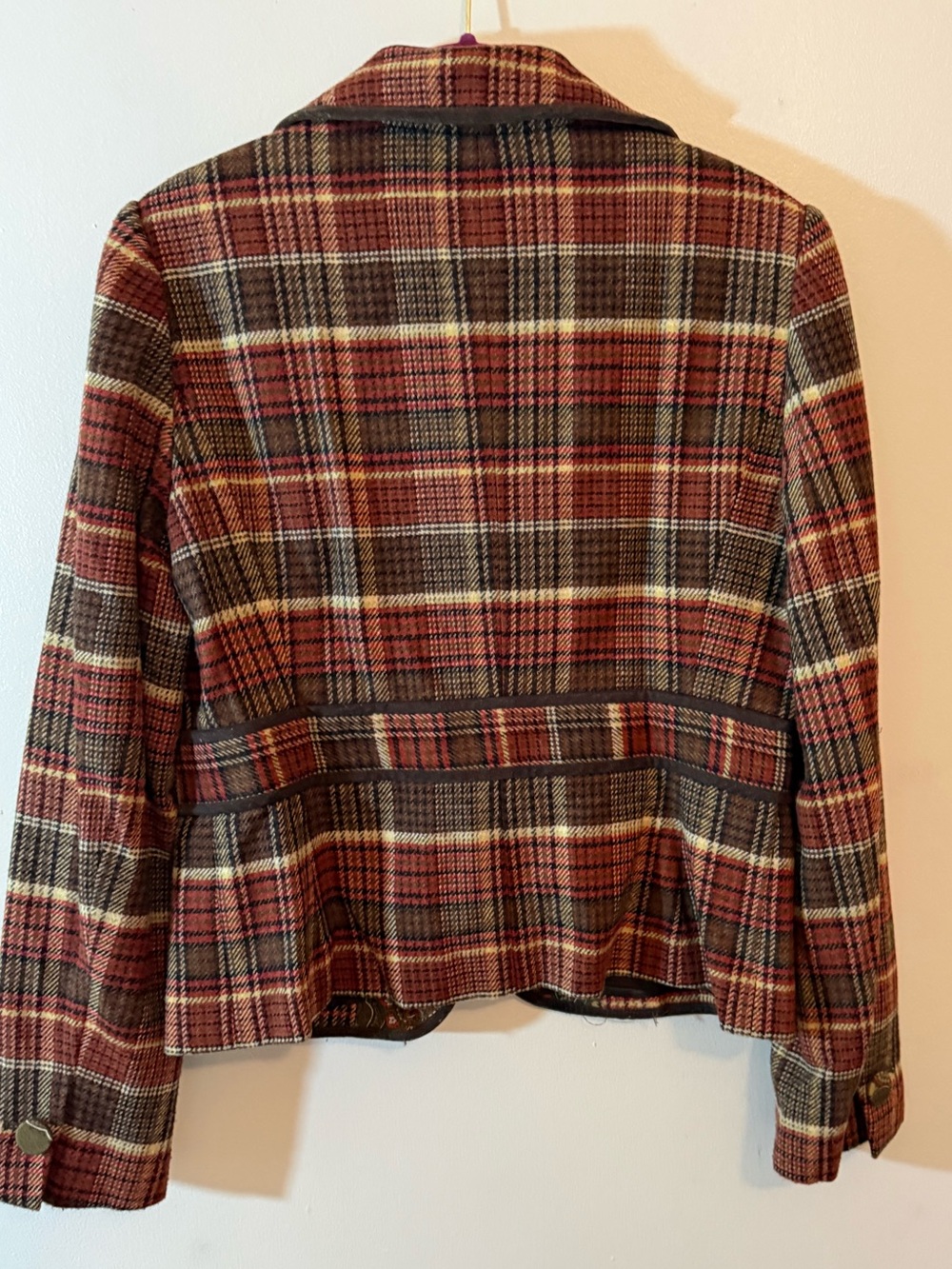 Plaid Tailored Blazer in Red & Brown with Paisley Collar - Picture 6 of 8